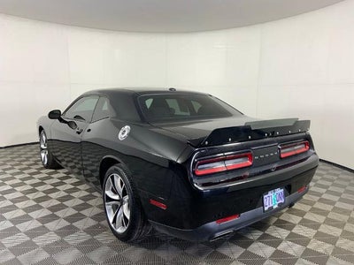 2019 Dodge Challenger SXT RWD