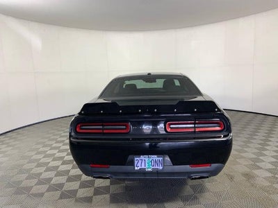 2019 Dodge Challenger SXT RWD