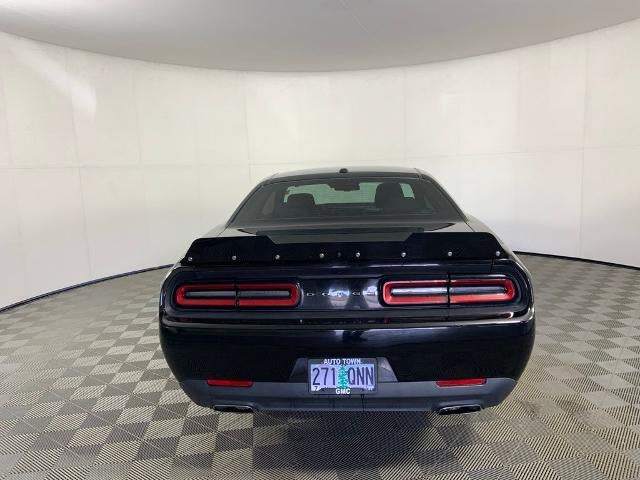 2019 Dodge Challenger SXT RWD