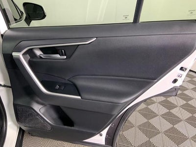 2019 Toyota RAV4 XLE AWD (Natl)