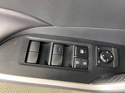 2019 Toyota RAV4 XLE AWD (Natl)