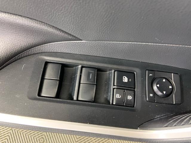 2019 Toyota RAV4 XLE AWD (Natl)