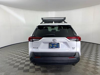 2019 Toyota RAV4 XLE AWD (Natl)