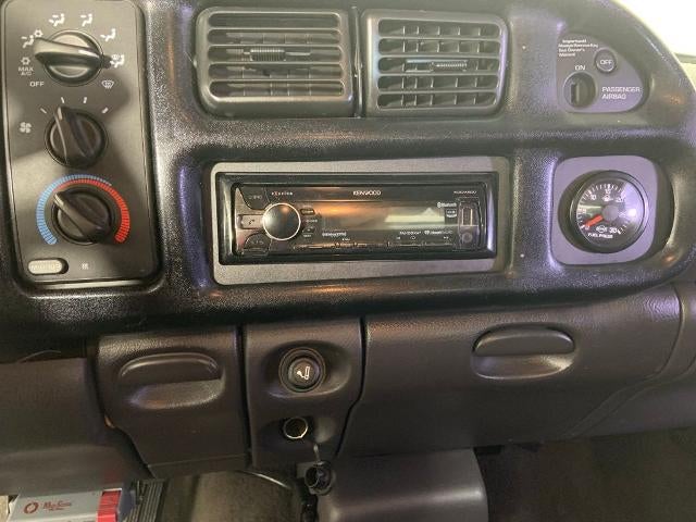 2000 Dodge Ram 2500 Base