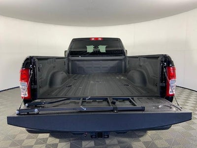 2024 RAM 3500 Big Horn 4x4 Crew Cab 8' Box