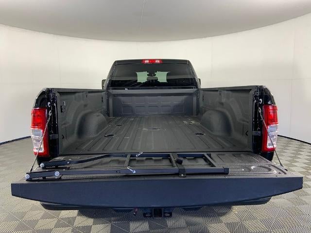2024 RAM 3500 Big Horn 4x4 Crew Cab 8' Box