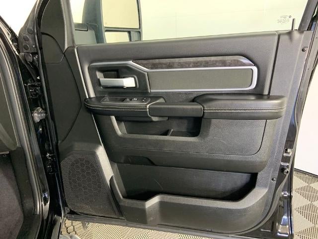 2024 RAM 3500 Big Horn 4x4 Crew Cab 8' Box