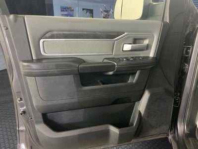 2021 RAM 3500 Big Horn 4x4 Crew Cab 8' Box