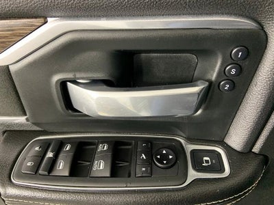 2020 RAM 2500 Laramie 4x4 Crew Cab 6'4" Box