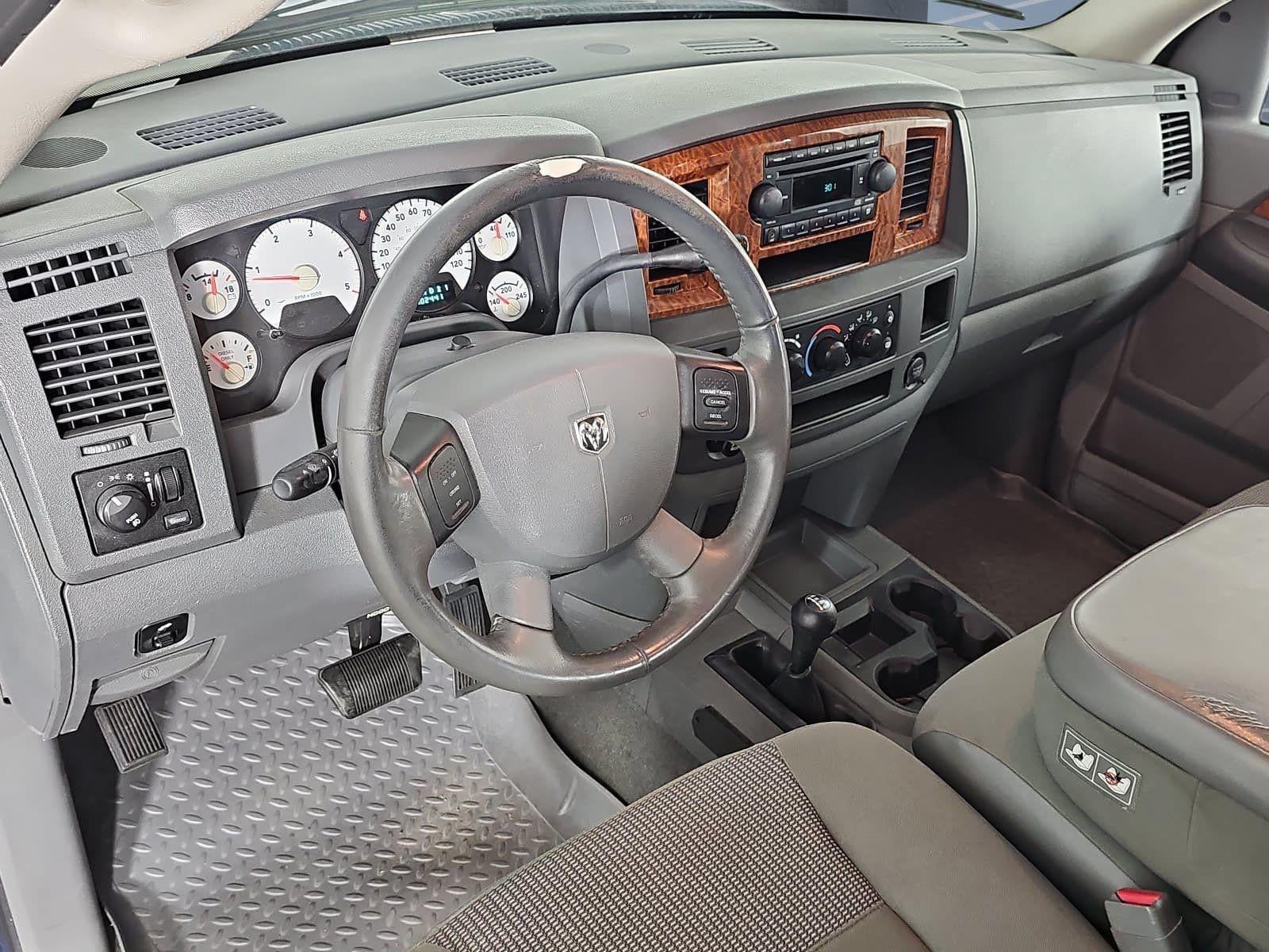 2006 Dodge Ram 3500 4WD Quad Cab 8 Ft Box DRW SLT