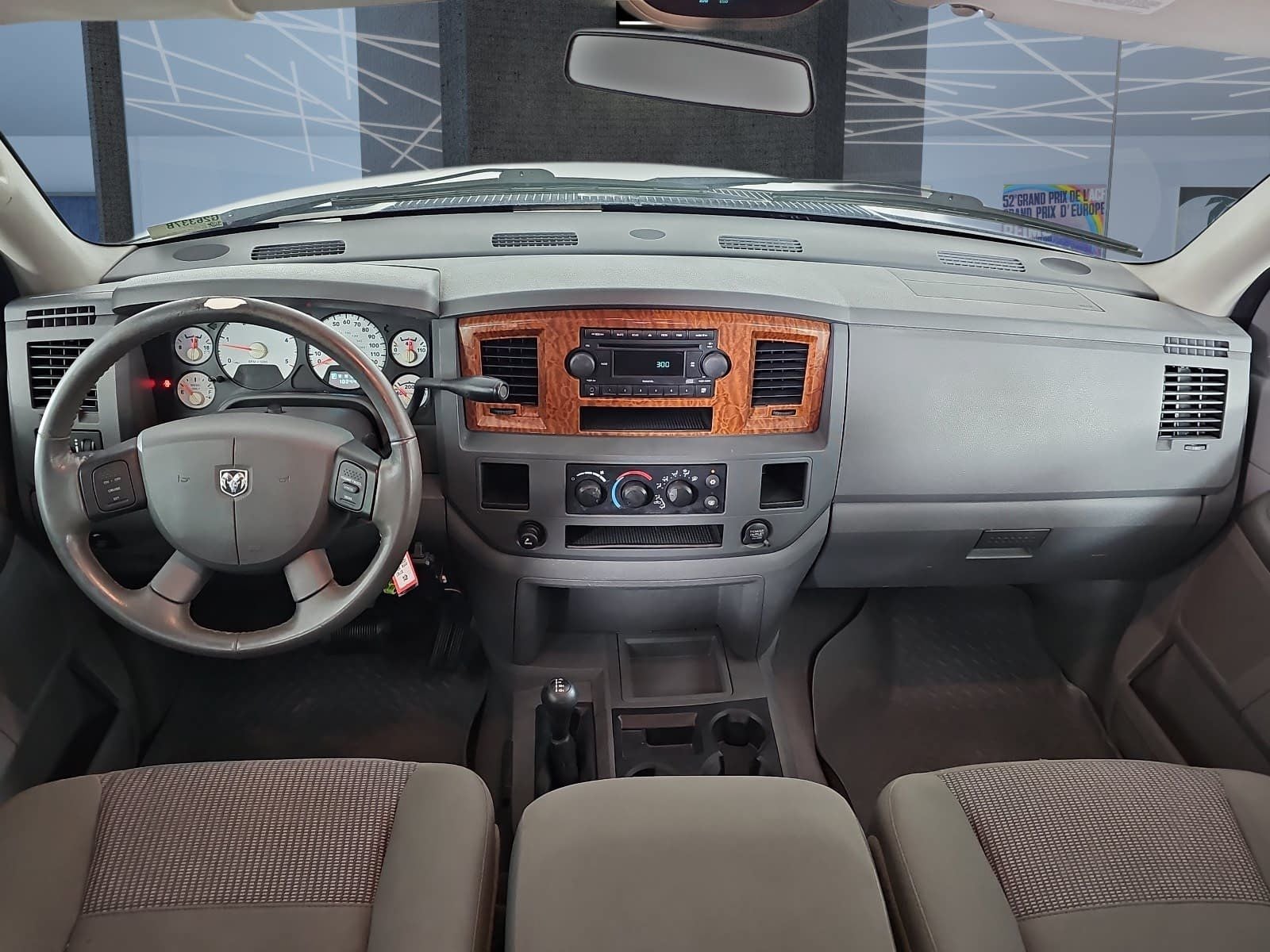 2006 Dodge Ram 3500 4WD Quad Cab 8 Ft Box DRW SLT