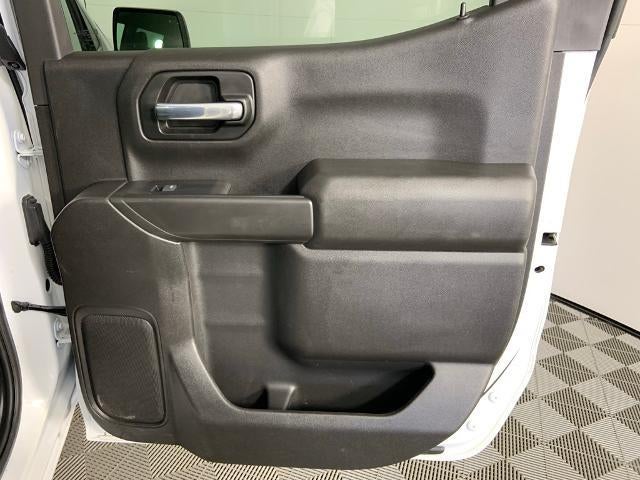 2022 Chevrolet Silverado 1500 Crew Cab Standard Box 4-Wheel Drive Custom