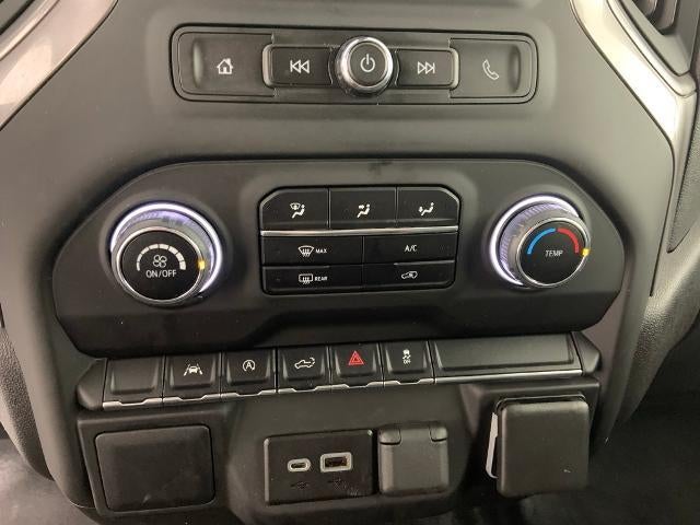 2022 Chevrolet Silverado 1500 Crew Cab Standard Box 4-Wheel Drive Custom