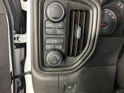 2022 Chevrolet Silverado 1500 Crew Cab Standard Box 4-Wheel Drive Custom