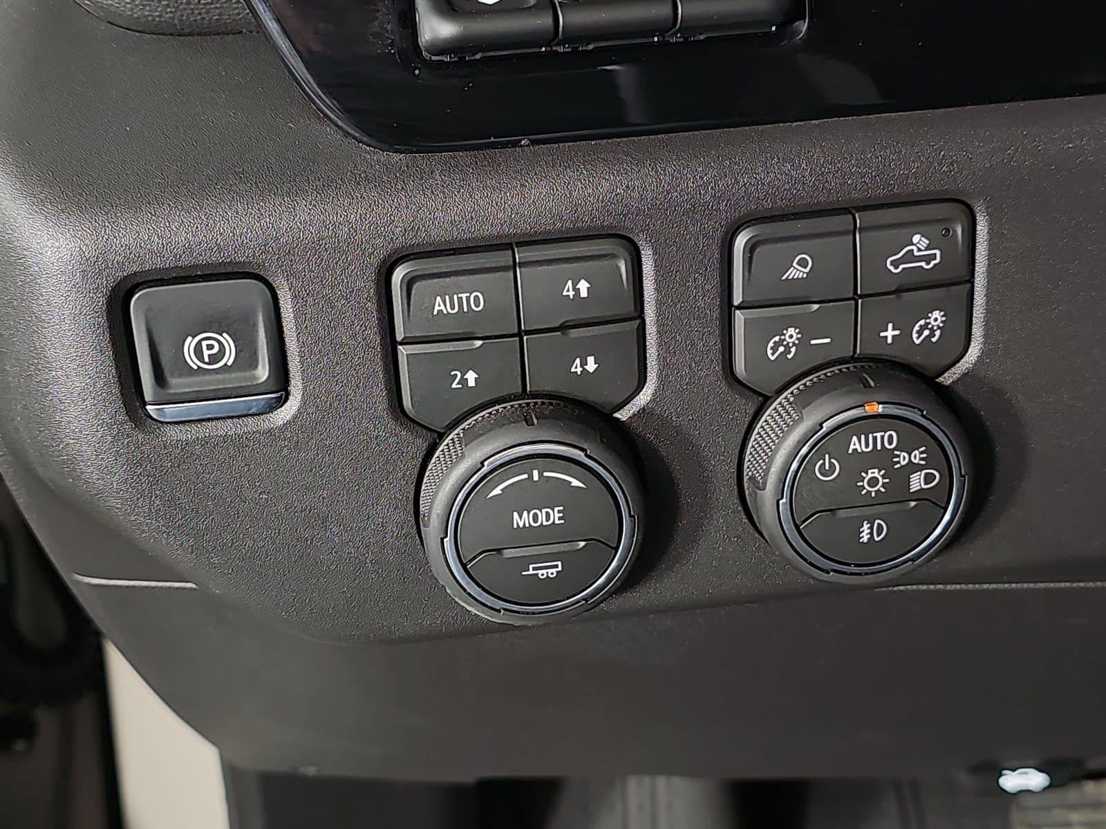 2026 Chevrolet Silverado 1500 Crew Cab Short Box 4-Wheel Drive ZR2