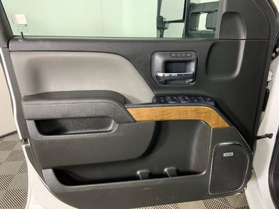 2015 Chevrolet Silverado 1500 Crew Cab Short Box 4-Wheel Drive LTZ