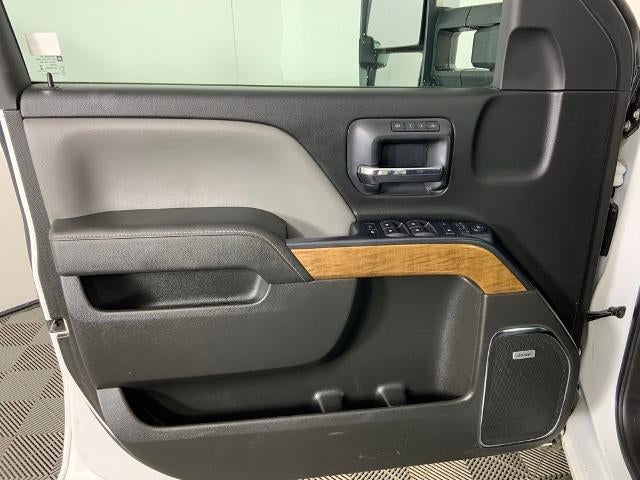 2015 Chevrolet Silverado 1500 Crew Cab Short Box 4-Wheel Drive LTZ