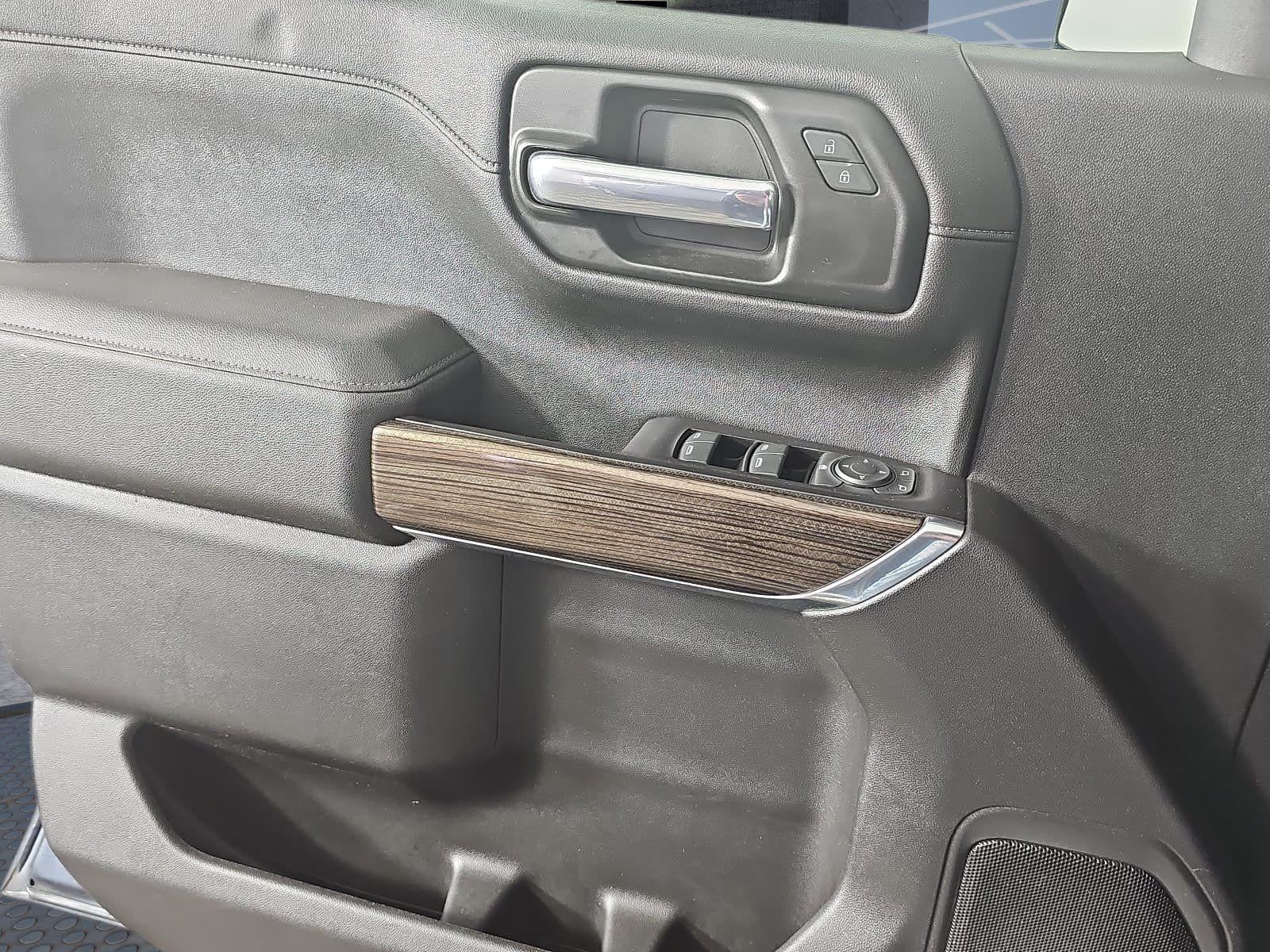 2020 Chevrolet Silverado 1500 Crew Cab Short Box 4-Wheel Drive LT