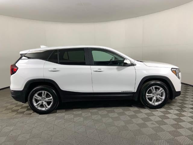 2024 GMC Terrain FWD 4dr SLE