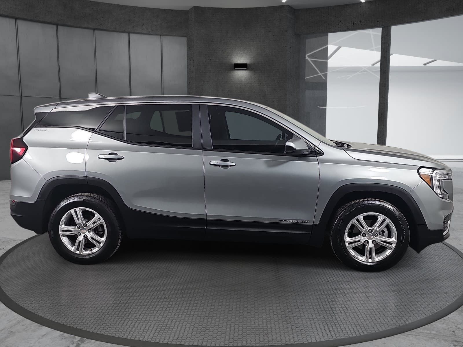 2024 GMC Terrain AWD 4dr SLE