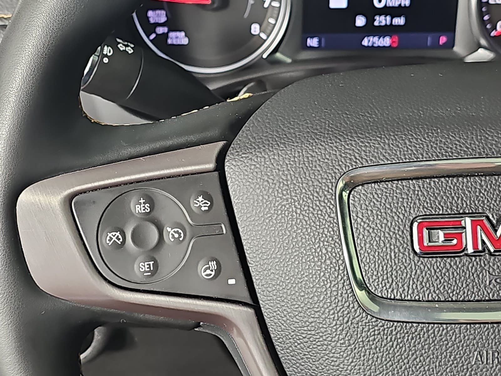 2023 GMC Terrain AWD 4dr AT4