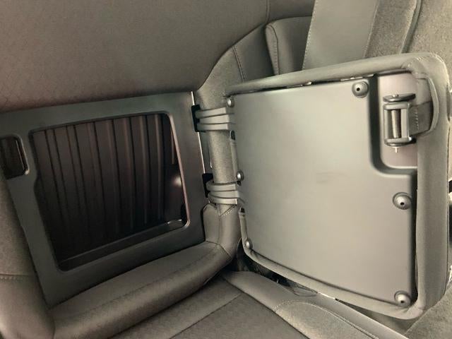 2026 GMC Sierra 1500 Crew Cab Short Box 4-Wheel Drive Elevation 3VL