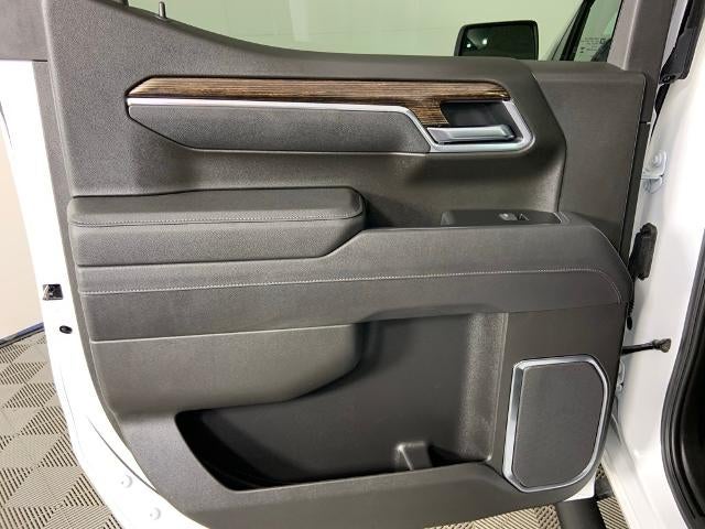 2025 GMC Sierra 1500 Crew Cab Short Box 4-Wheel Drive Elevation 3VL