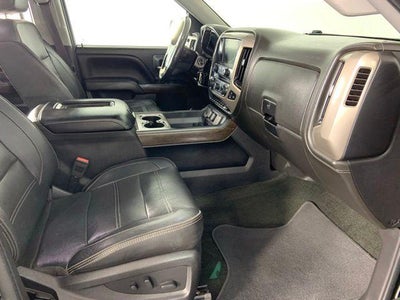 2017 GMC Sierra 1500 Crew Cab Short Box 4-Wheel Drive Denali