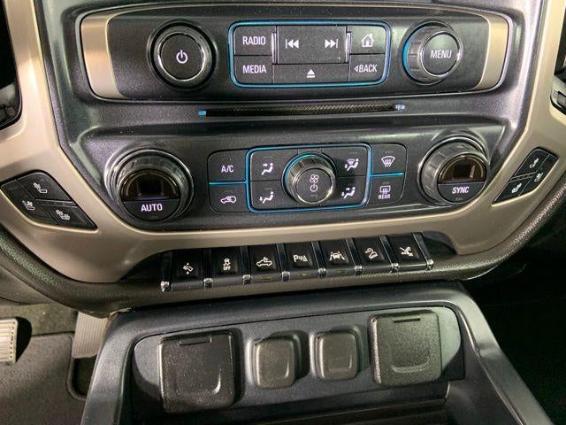 2017 GMC Sierra 1500 Crew Cab Short Box 4-Wheel Drive Denali