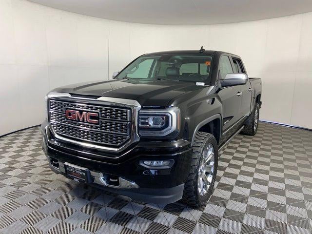 2017 GMC Sierra 1500 Crew Cab Short Box 4-Wheel Drive Denali