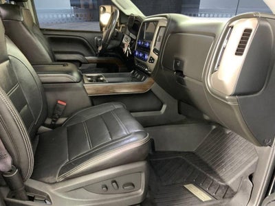 2017 GMC Sierra 1500 Crew Cab Standard Box 4-Wheel Drive Denali