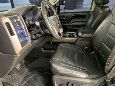 2017 GMC Sierra 1500 Crew Cab Standard Box 4-Wheel Drive Denali