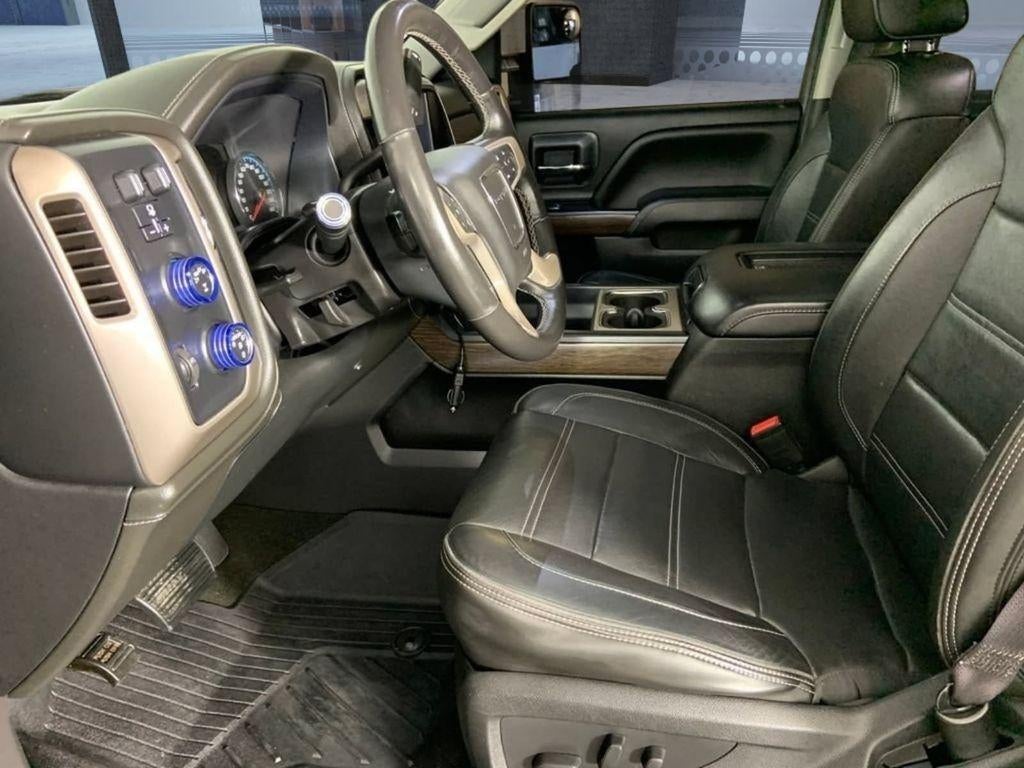 2017 GMC Sierra 1500 Crew Cab Standard Box 4-Wheel Drive Denali
