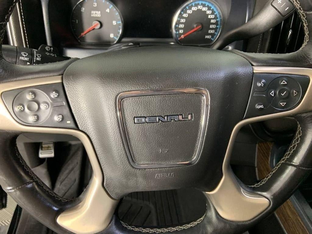 2017 GMC Sierra 1500 Crew Cab Standard Box 4-Wheel Drive Denali