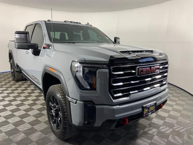 2015 GMC Sierra 1500 Crew Cab Short Box 4-Wheel Drive SLT