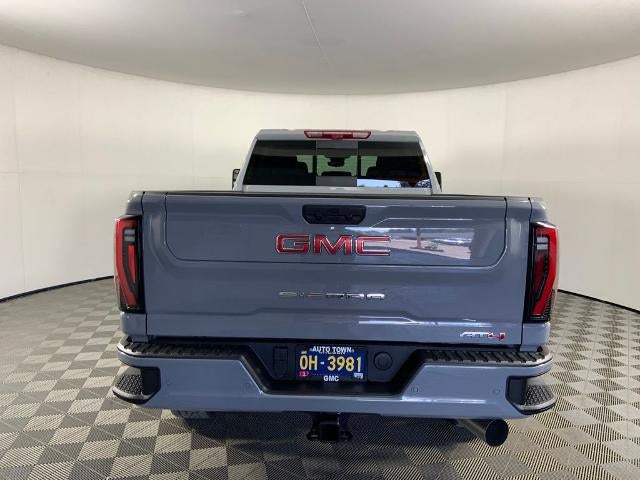 2015 GMC Sierra 1500 Crew Cab Short Box 4-Wheel Drive SLT