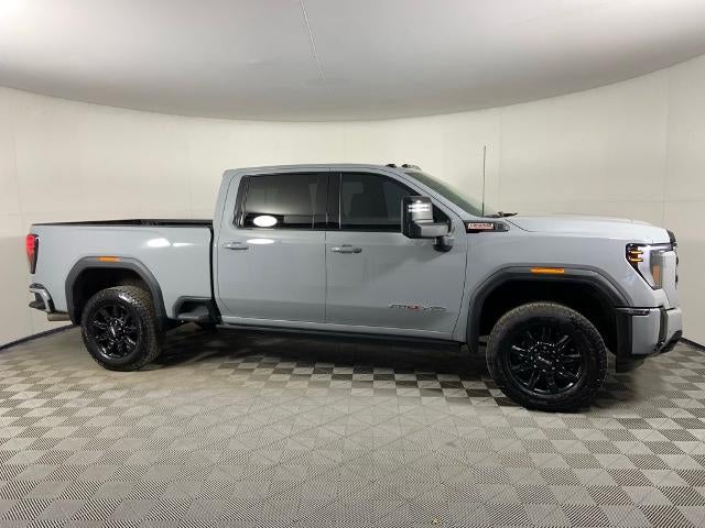 2015 GMC Sierra 1500 Crew Cab Short Box 4-Wheel Drive SLT