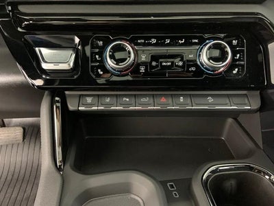 2015 GMC Sierra 1500 Crew Cab Short Box 4-Wheel Drive SLT