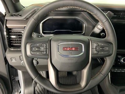 2015 GMC Sierra 1500 Crew Cab Short Box 4-Wheel Drive SLT