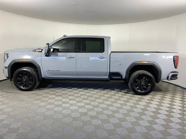 2015 GMC Sierra 1500 Crew Cab Short Box 4-Wheel Drive SLT