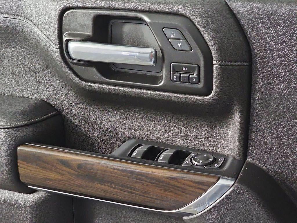 2021 GMC Sierra 1500 Crew Cab Short Box 4-Wheel Drive SLT
