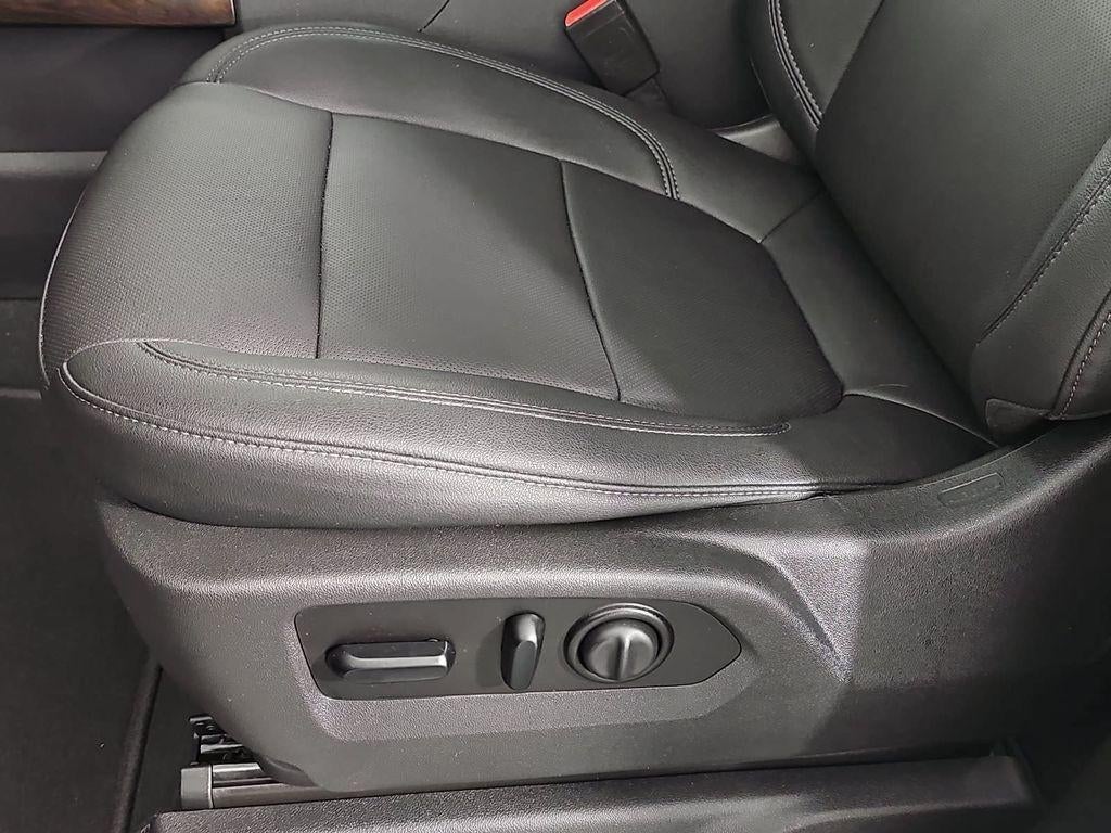 2021 GMC Sierra 1500 Crew Cab Short Box 4-Wheel Drive SLT