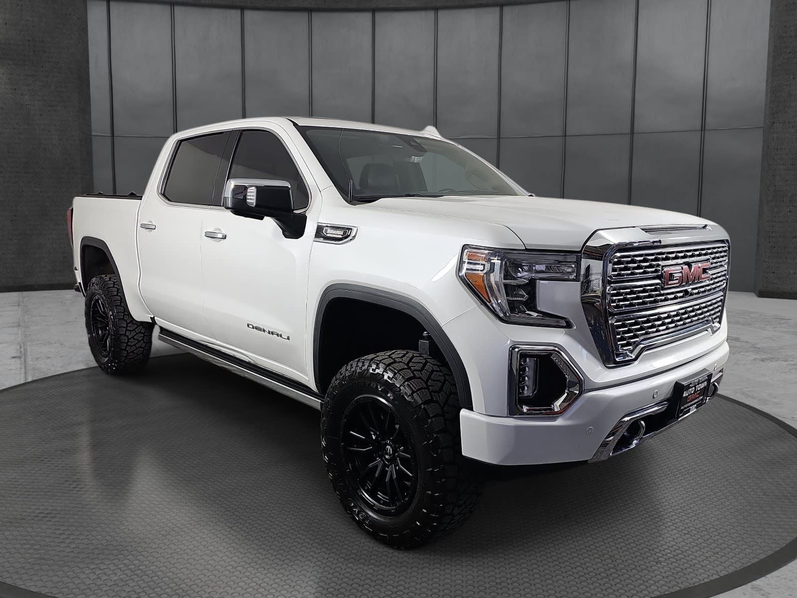 2021 GMC Sierra 1500 Crew Cab Short Box 4-Wheel Drive Denali