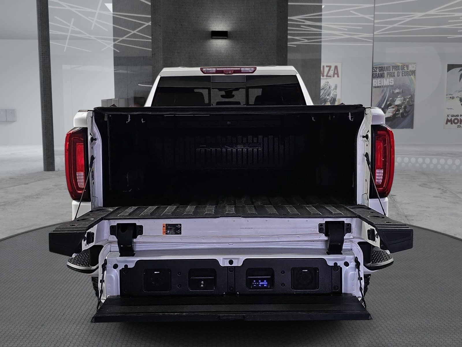 2021 GMC Sierra 1500 Crew Cab Short Box 4-Wheel Drive Denali