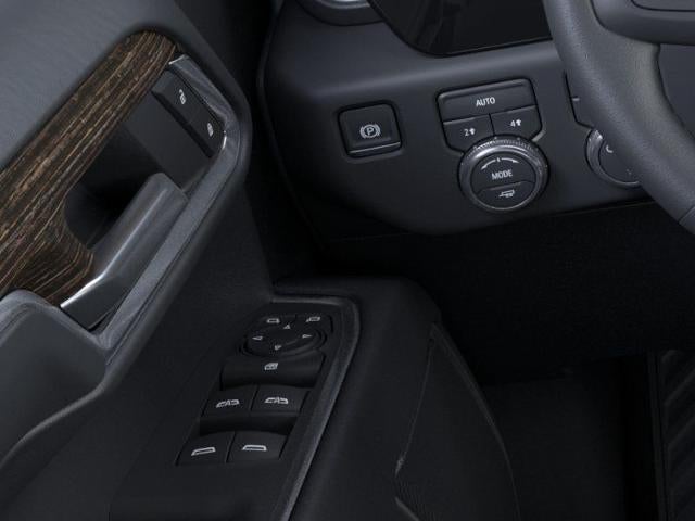 2026 GMC Sierra 1500 Crew Cab Short Box 4-Wheel Drive SLE