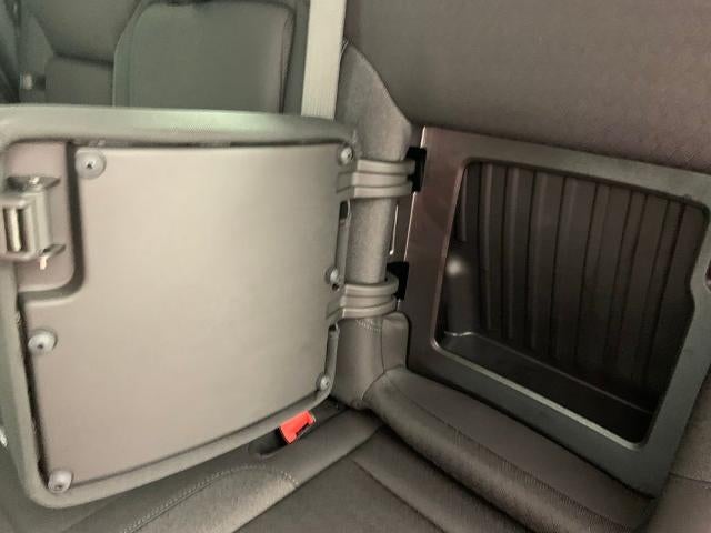 2025 GMC Sierra 1500 Crew Cab Short Box 4-Wheel Drive Elevation 3SB