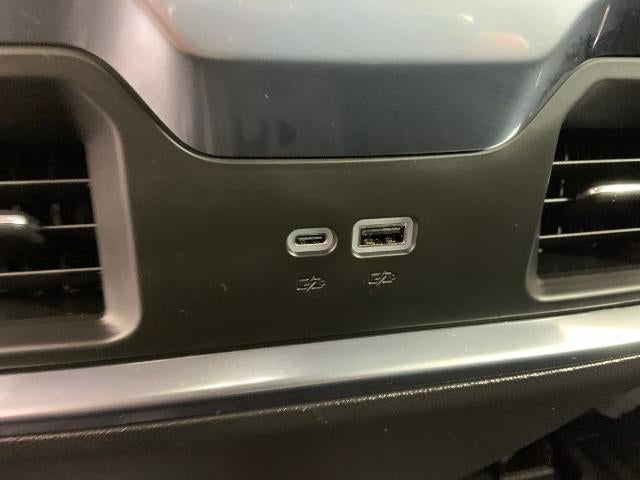 2025 GMC Sierra 1500 Crew Cab Short Box 4-Wheel Drive Elevation 3SB