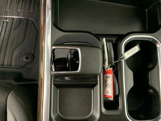 2025 GMC Sierra 1500 Crew Cab Short Box 4-Wheel Drive Elevation 3SB