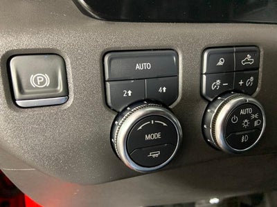 2025 GMC Sierra 1500 Crew Cab Short Box 4-Wheel Drive Elevation 3SB