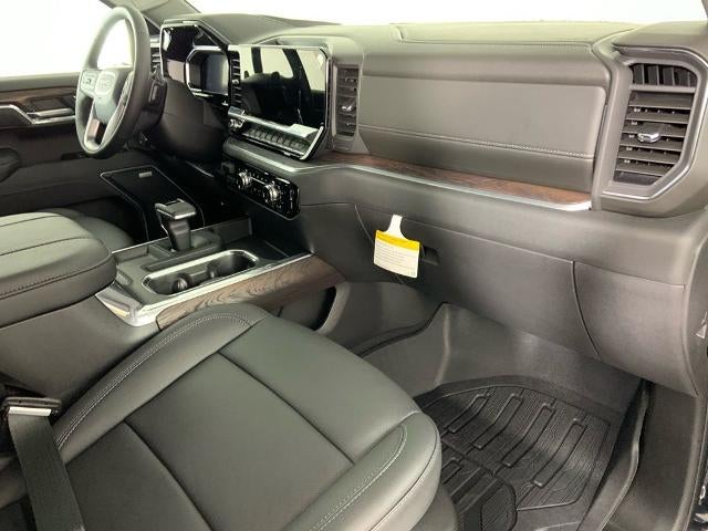 2026 GMC Sierra 1500 Crew Cab Short Box 4-Wheel Drive SLT